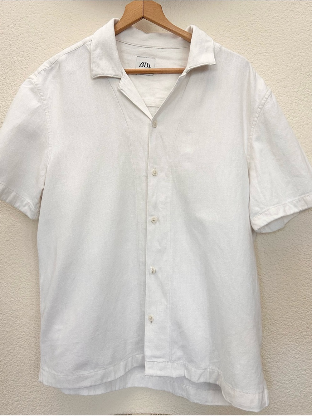 Zara Men's White Cotton Linen Blend Camp Collar
Shirt - Large (81/19)